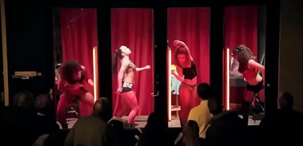  Redlight Amsterdam - De Wallen - Prostitutes Hookers Sexy Girls